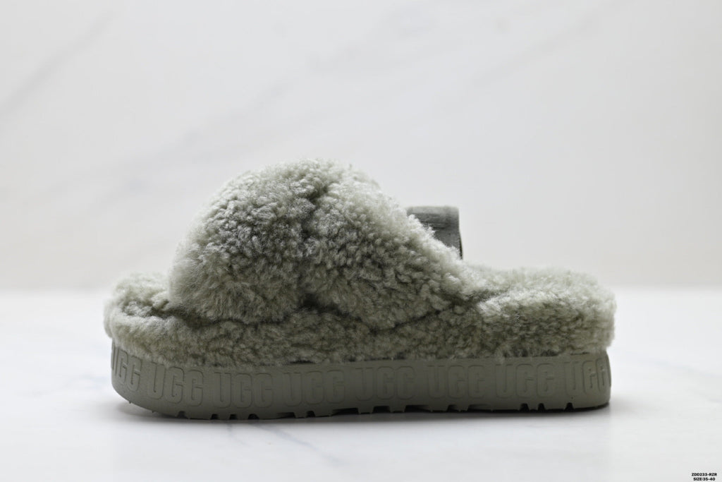UGG Slipper Evolution Fluffy Platform Slides