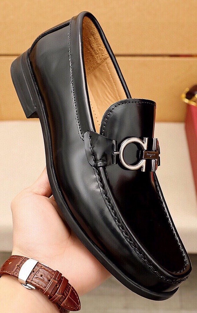 Ferragamo Men's Black Hardware Loafers - Stitched Apron Toe