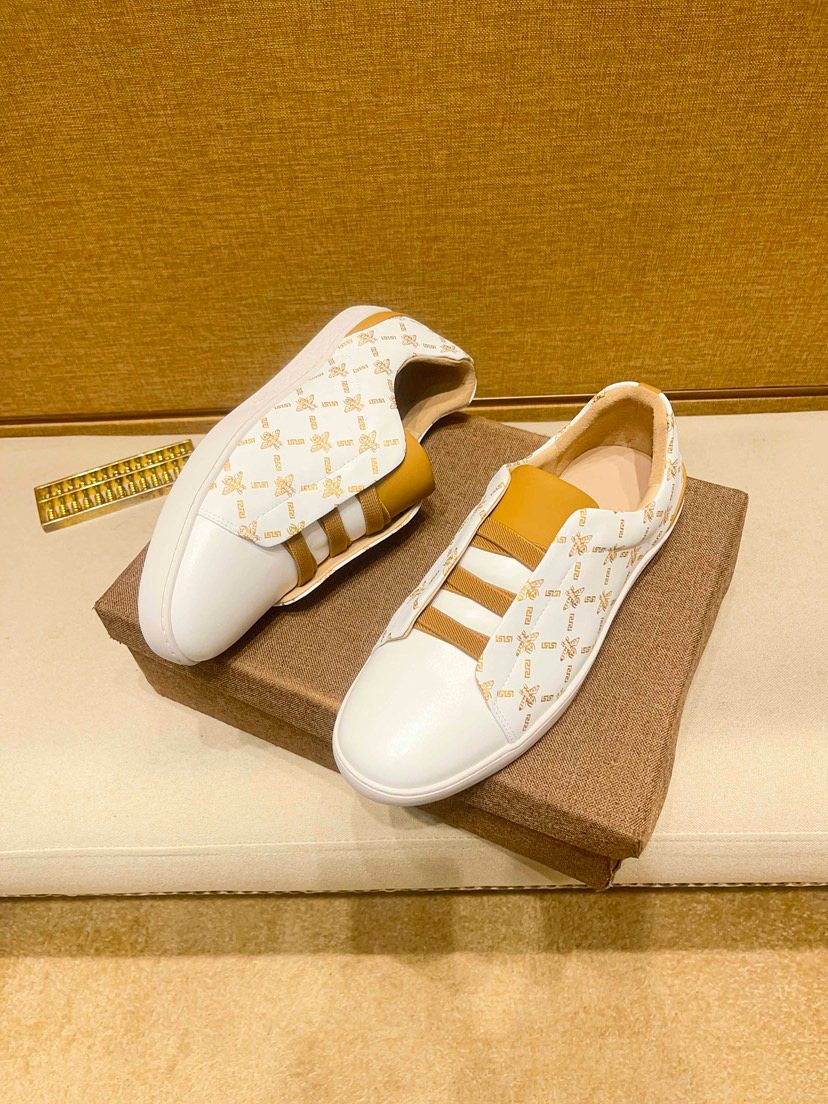Beige Patterned Gold Stripe Low-Top Sneakers