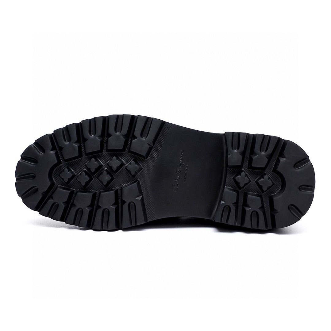Ferragamo Men's Black Pebbled Bit Loafers
