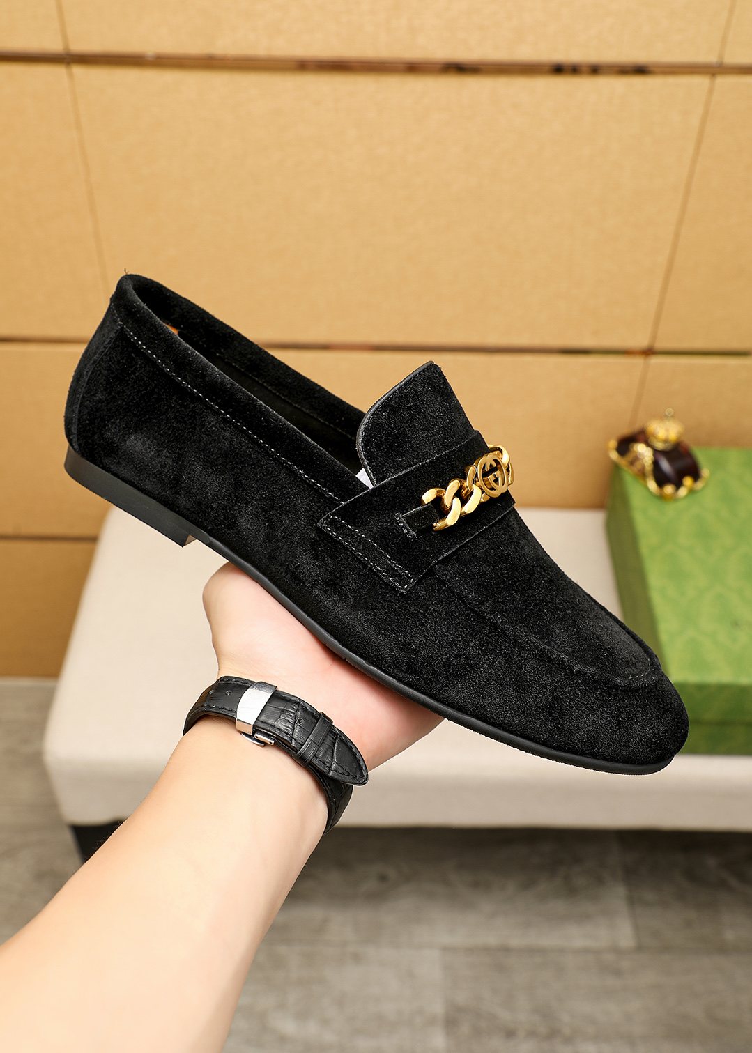 Gucci Chain Detail Loafers